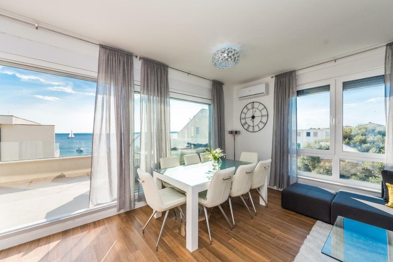 Luxury Penthouse Apartment Mandre Exterior photo