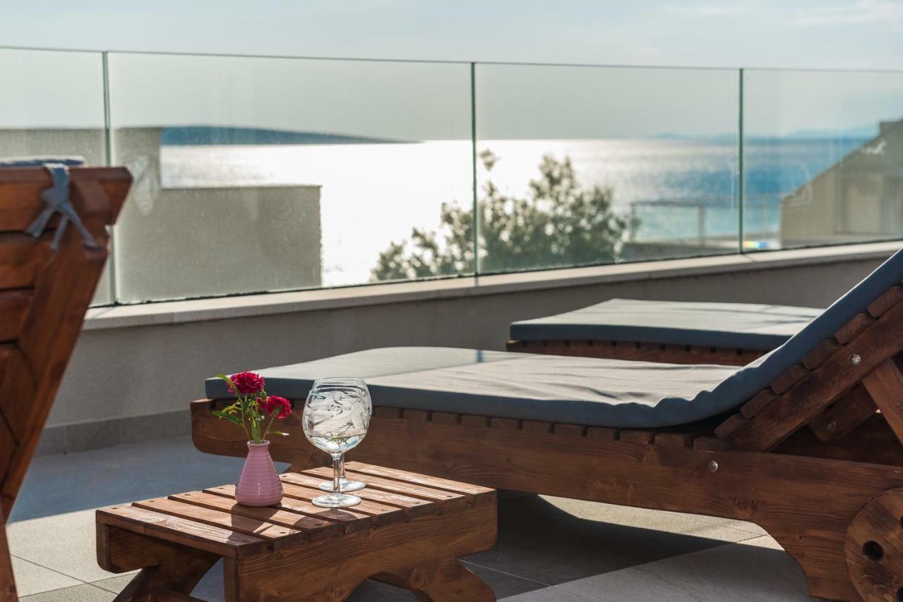 Luxury Penthouse Apartment Mandre Exterior photo